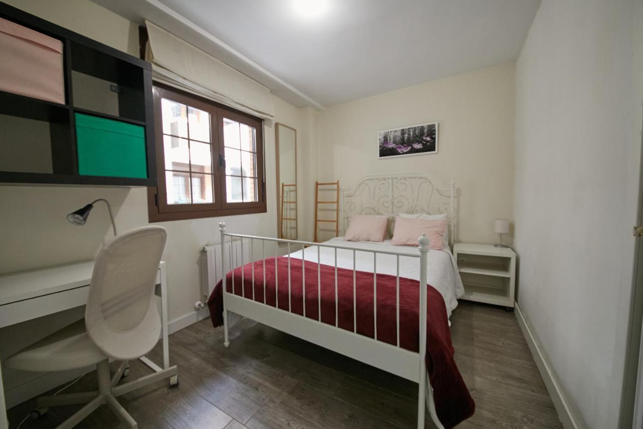 Apartamento Las Rozas Village Exteriör bild