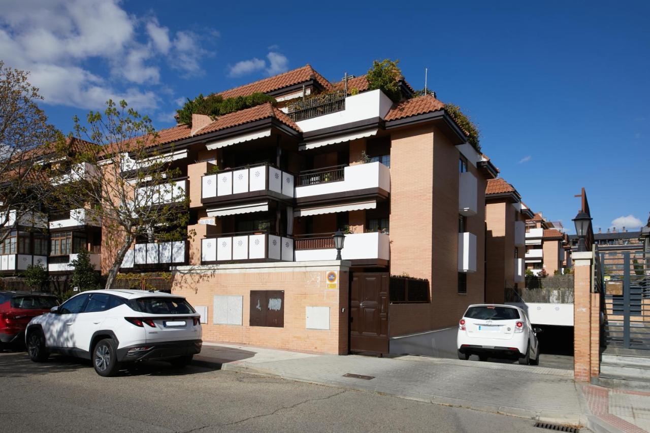 Apartamento Las Rozas Village Exteriör bild